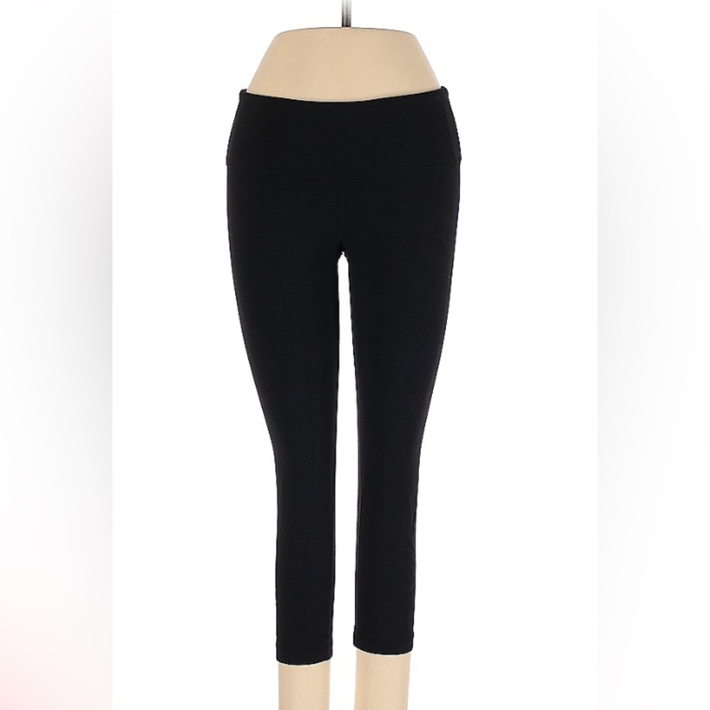 Lululemon size 2 leggings 7/8 length great condition